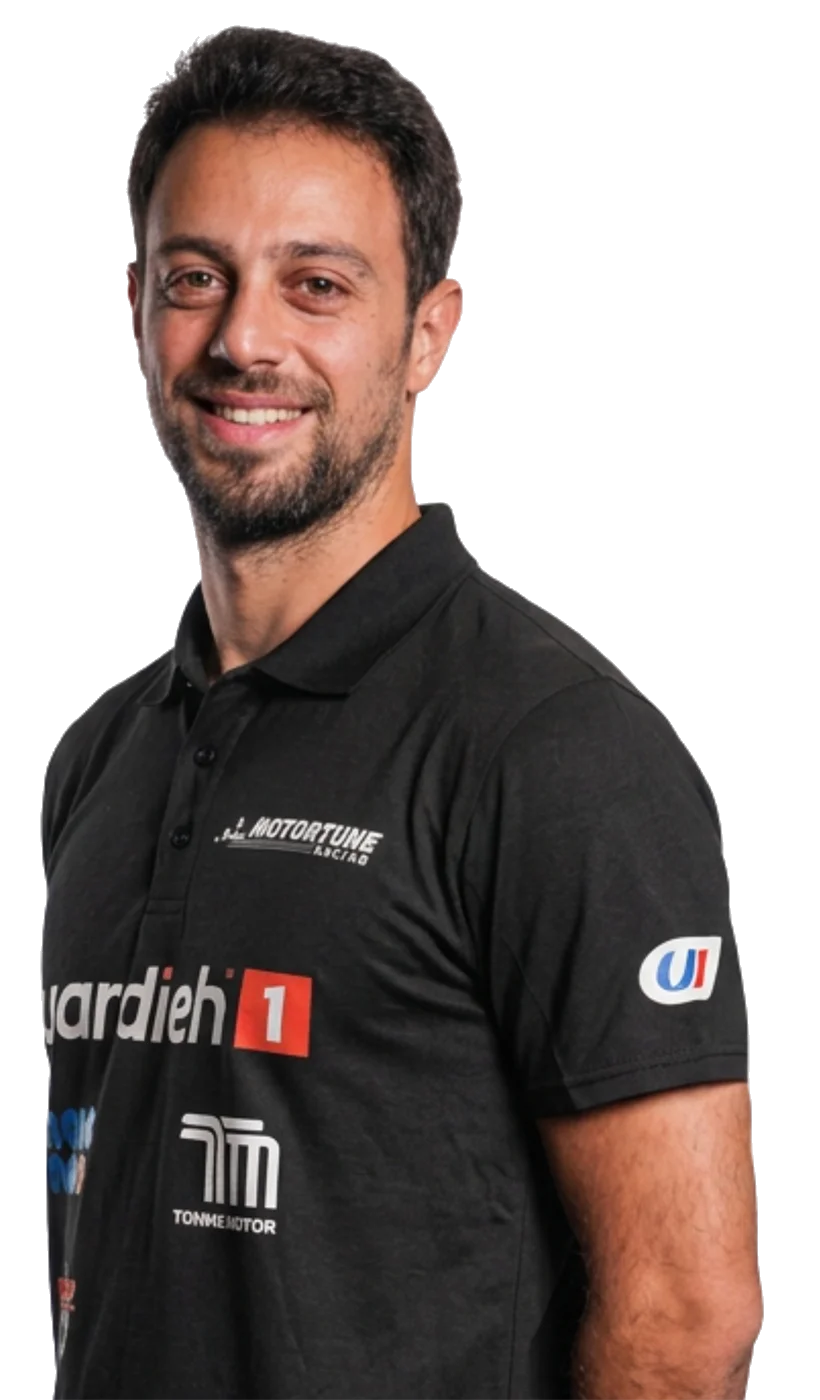 Carl Rizk in his team shirt